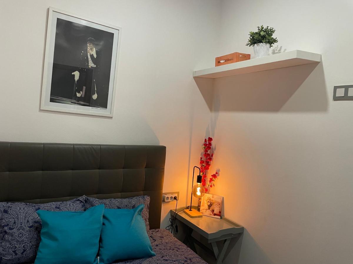 Plaza Universidad Rooms 바르셀로나 외부 사진