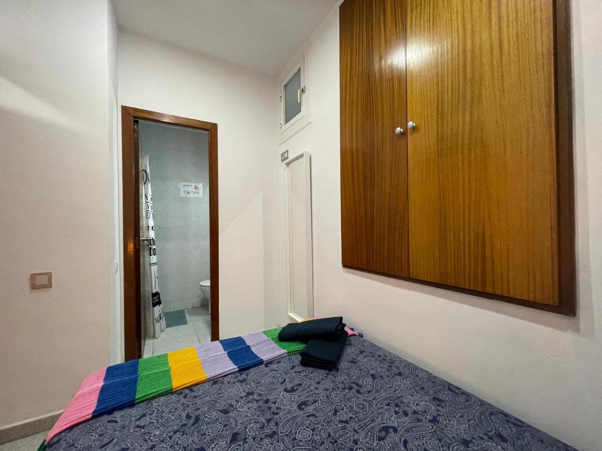 Plaza Universidad Rooms 바르셀로나 외부 사진